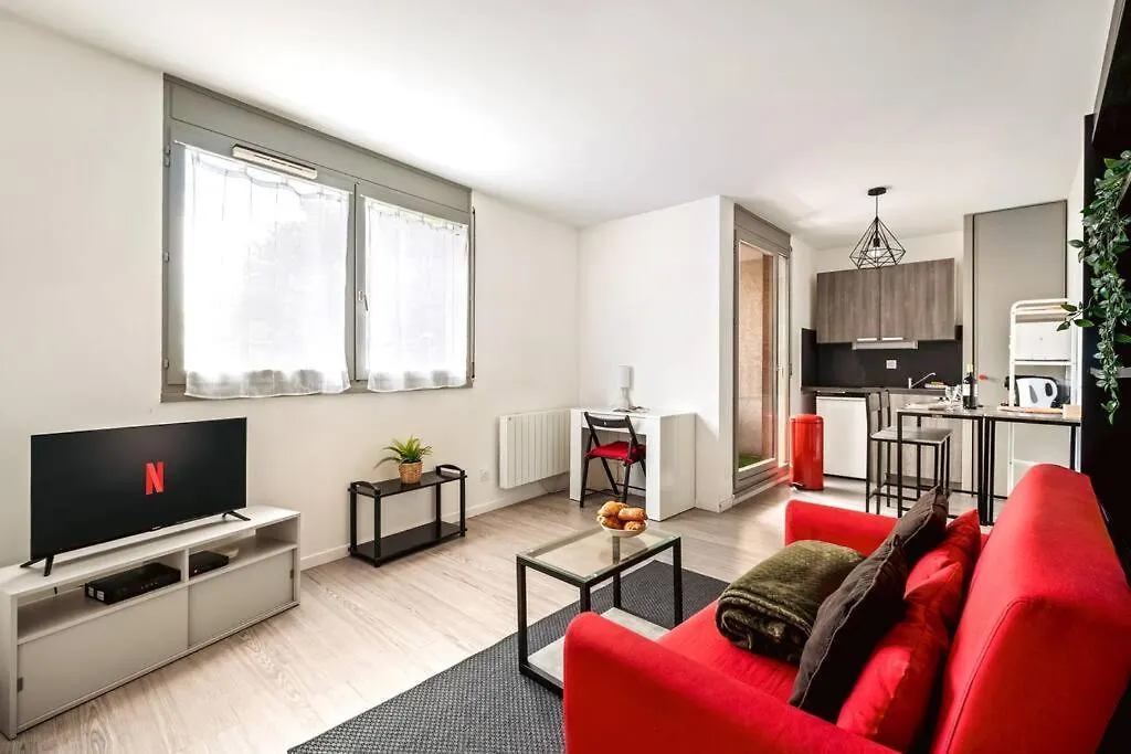 Apartment Ideal Location For Lyon Center Villeurbanne France