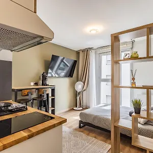 Charpennes - Parking Prive Gratuit Appartement