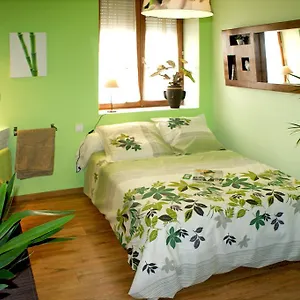 Lyon Home's Bed & Breakfast