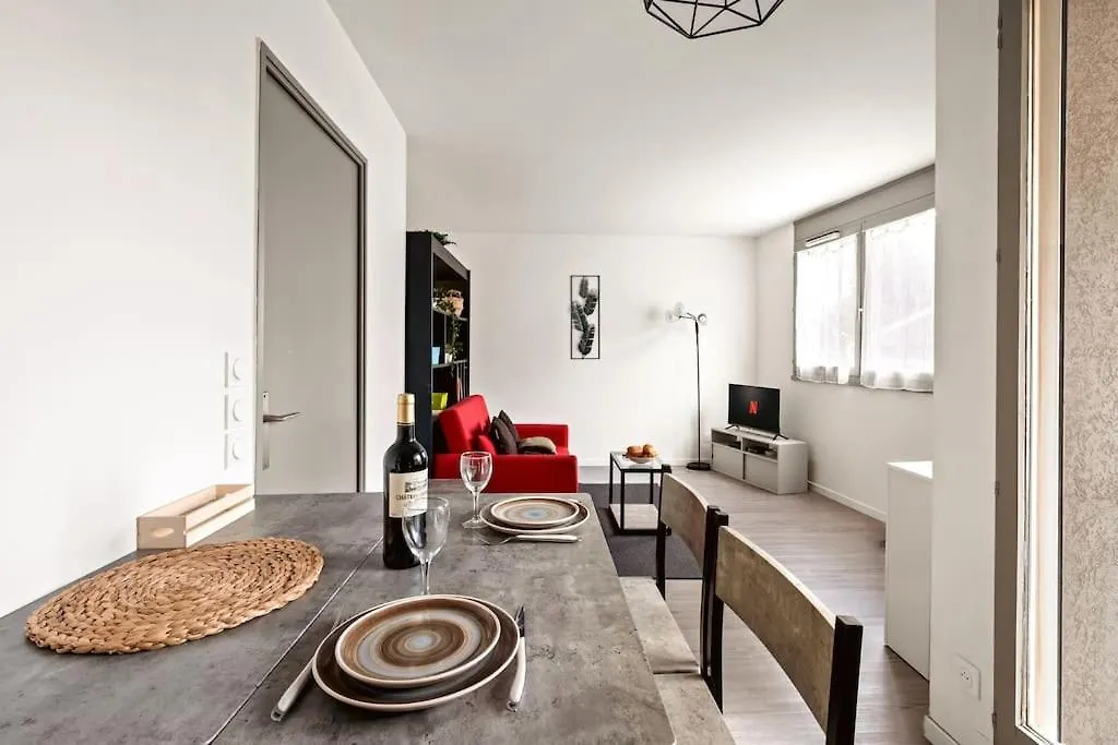 Apartment Ideal Location For Lyon Center Villeurbanne 0*,  France